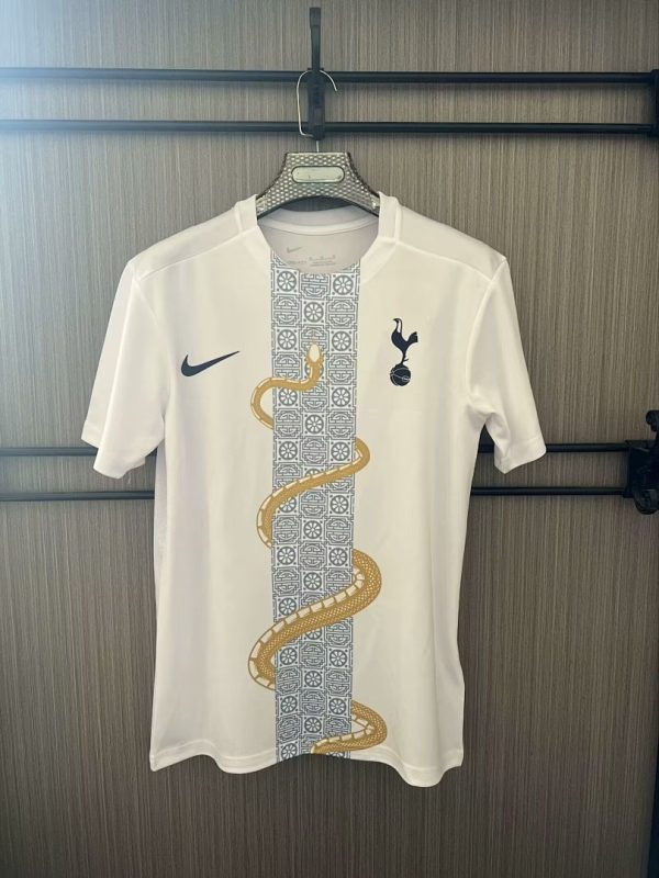 25-26 Tottenham Shirt