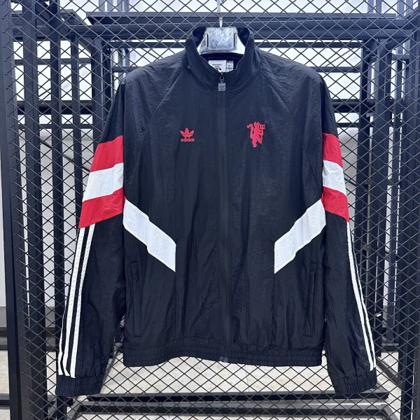 Manchester United Windbreaker Retro