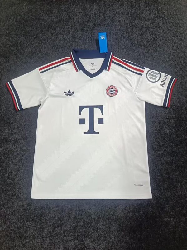 26-27 Bayern Munich Away Shirt