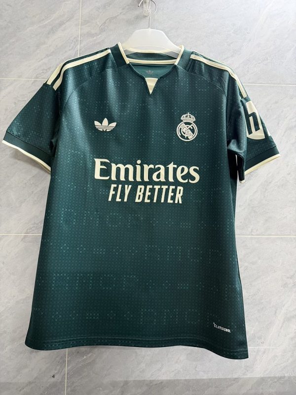 26-27 Real Madrid Away Shirt