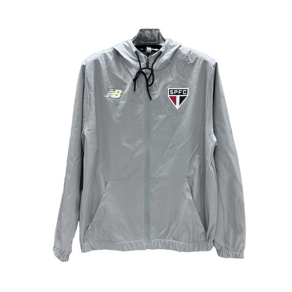 4275-white 25-26 Windbreaker